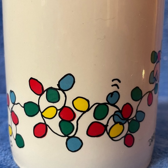 VINTAGE Christmas Mugs - Picture 5 of 10